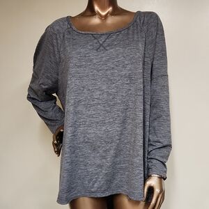Women's Gray Long Sleeve Top